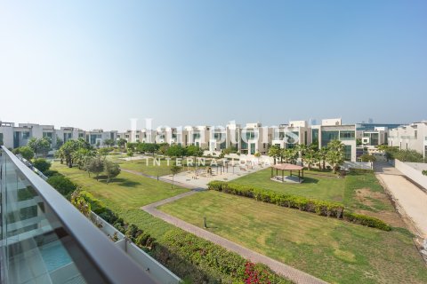 Villa in Meydan, Dubai 6 bedrooms, 511.98843300 sq.m. № 97953 - photo 15