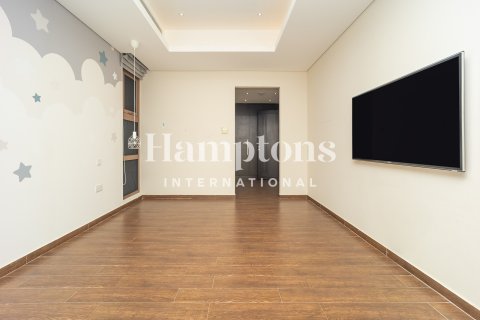 Villa in Meydan, Dubai 6 bedrooms, 511.98843300 sq.m. № 97953 - photo 26