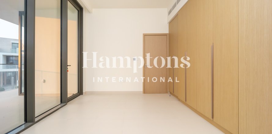 Villa in Maple at Dubai Hills Estate, Dubai Hills Estate, Dubai 5 bedrooms, 963.497 sq.m. № 97952