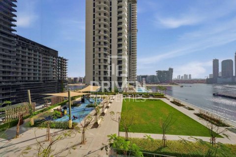Apartment in EMAAR Beachfront, Dubai Harbour, Dubai 2 bedrooms, 124.21 sq.m. № 128885 - photo 18