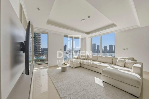 Apartment in EMAAR Beachfront, Dubai Harbour, Dubai 2 bedrooms, 124.21 sq.m. № 128885 - photo 2