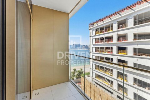 Apartment in EMAAR Beachfront, Dubai Harbour, Dubai 1 bedroom, 71.91 sq.m. № 128887 - photo 12