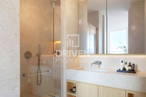 Apartment in Al Wasl, Dubai 2 bedrooms, 128.86 sq.m. № 136075 - photo 12