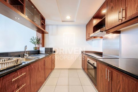Apartamento en The Residences, Downtown Dubai (Downtown Burj Dubai), Dubai, 2 dormitorios, 134.9 m², № 136660 - foto 9