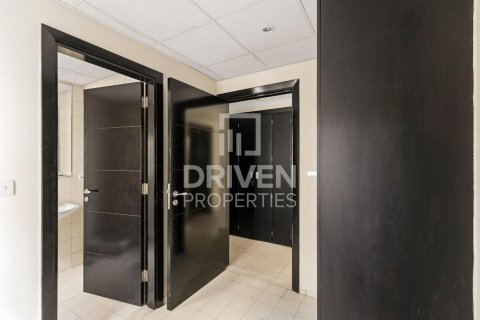 Villa in Jumeirah Park, Dubai 3 bedrooms, 541.16 sq.m. № 136669 - photo 16