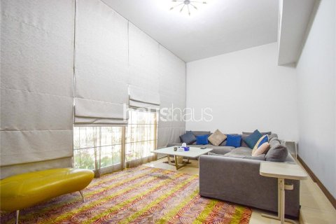 Villa in Jumeirah Village Circle, Dubai 3 bedrooms, 330 sq.m. № 43761 - photo 11