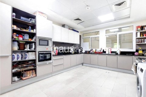 Townhouse in Jumeirah Village Circle, Dubai 4 bedrooms, 409 sq.m. № 43759 - photo 2