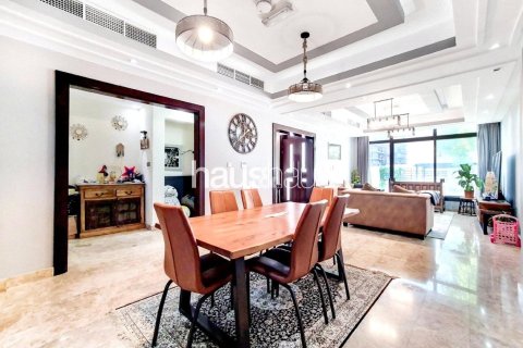 Townhouse in Jumeirah Village Circle, Dubai 4 bedrooms, 409 sq.m. № 43759 - photo 3