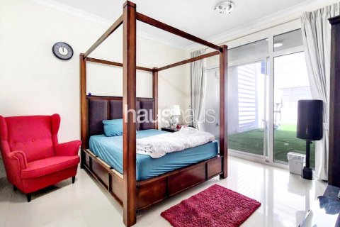 Townhouse in Jumeirah Village Circle, Dubai 4 bedrooms, 409 sq.m. № 43759 - photo 4