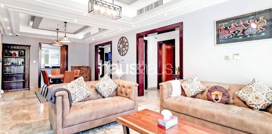 Townhouse in Jumeirah Village Circle, Dubai 4 bedrooms, 409 sq.m. № 43759