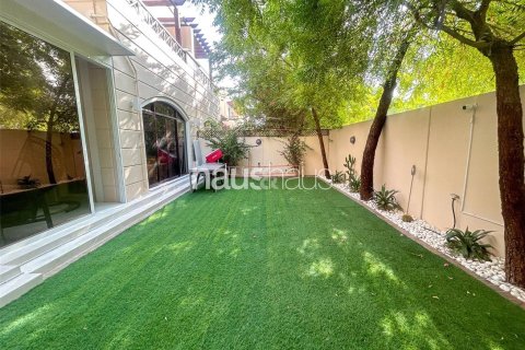 Townhouse in Mudon, Dubai 4 bedrooms, 352 sq.m. № 43951 - photo 24