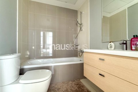 Apartment in DAMAC Hills (Akoya by DAMAC), Dubai 3 bedrooms, 174 sq.m. № 43953 - photo 8