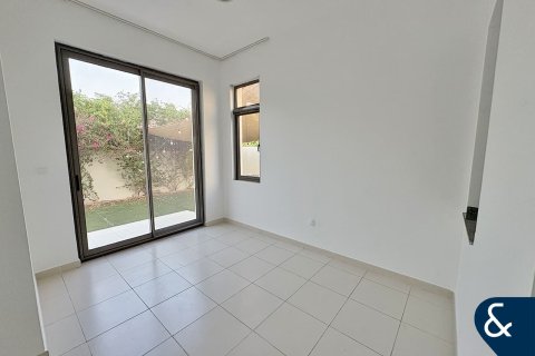 Снять в аренду виллу в Риме, Дубай: 3 спальни, 270м², № 76801 - фото 5