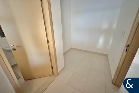 Снять в аренду виллу в Риме, Дубай: 3 спальни, 270м², № 76801 - фото 9