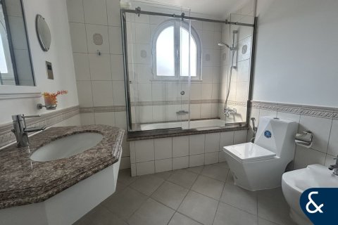 Villa in Garden Homes, Palm Jumeirah, Dubai 4 bedrooms, 622 sq.m. № 76799 - photo 24