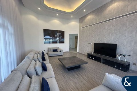 Villa in Garden Homes, Palm Jumeirah, Dubai 4 bedrooms, 622 sq.m. № 76799 - photo 28