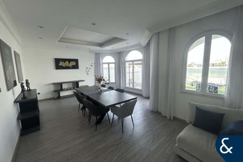 Villa in Garden Homes, Palm Jumeirah, Dubai 4 bedrooms, 622 sq.m. № 76799 - photo 25