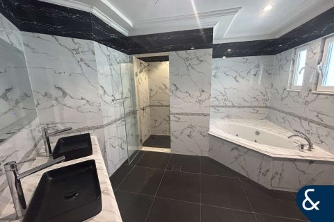 Villa in Garden Homes, Palm Jumeirah, Dubai 4 bedrooms, 622 sq.m. № 76799 - photo 14