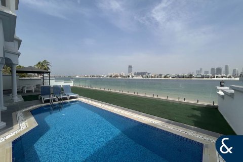 Villa in Garden Homes, Palm Jumeirah, Dubai 4 bedrooms, 622 sq.m. № 76799 - photo 7