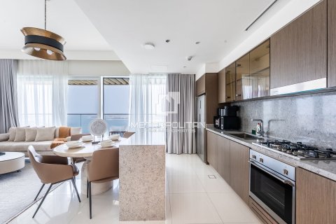 Appartement à EMAAR Beachfront, Dubai Harbour, Dubai, 2 chambres, 130 m², № 72972 - photo 9