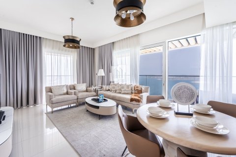 Appartement à EMAAR Beachfront, Dubai Harbour, Dubai, 2 chambres, 130 m², № 72972 - photo 1