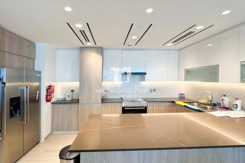 Appartement à Jumeirah Lake Towers, Dubai, 2 chambres, 139 m², № 72970 - photo 2