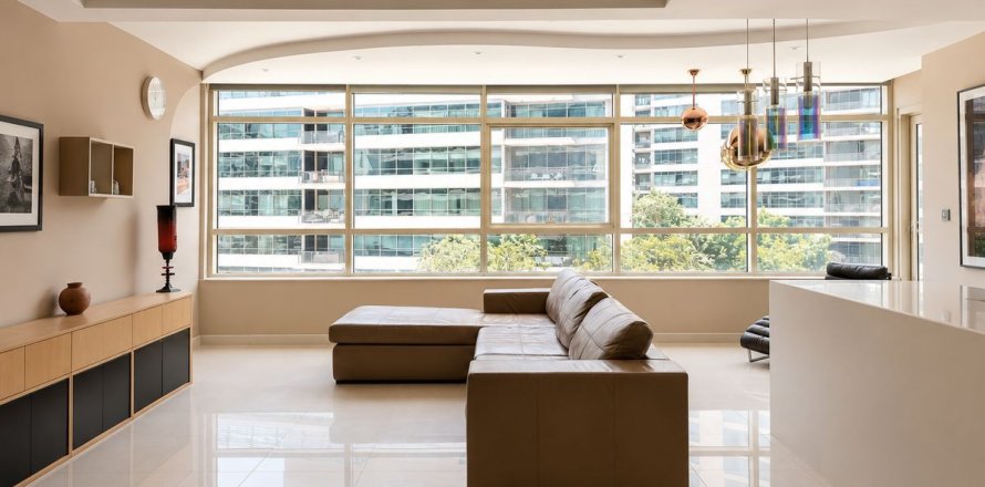 Appartement à Dubai Marina, Dubai, 2 chambres, 137.6 m², № 110722