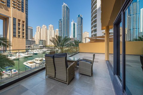 Apartment in Dubai Marina, Dubai 4 bedrooms, 373.75 sq.m. № 134033 - photo 22