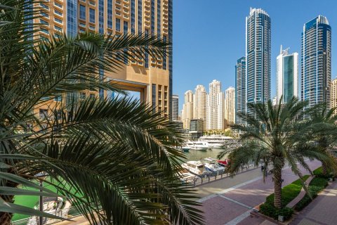 Apartment in Dubai Marina, Dubai 4 bedrooms, 373.75 sq.m. № 134033 - photo 13