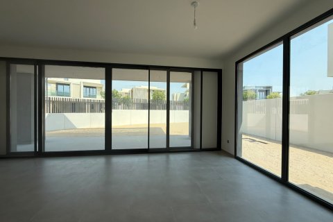 Villa in Jebel Ali, Dubai 5 bedrooms, 763.67 sq.m. № 134036 - photo 9