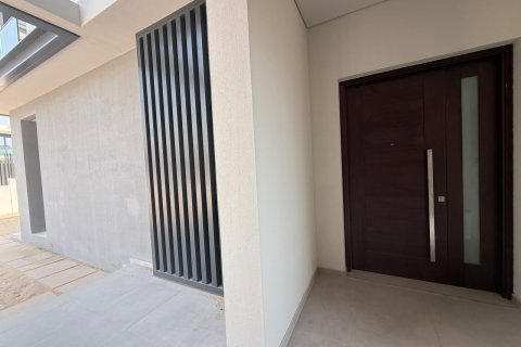 Villa in Jebel Ali, Dubai 5 bedrooms, 763.67 sq.m. № 134036 - photo 17