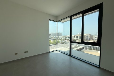 Villa in Jebel Ali, Dubai 5 bedrooms, 763.67 sq.m. № 134036 - photo 2