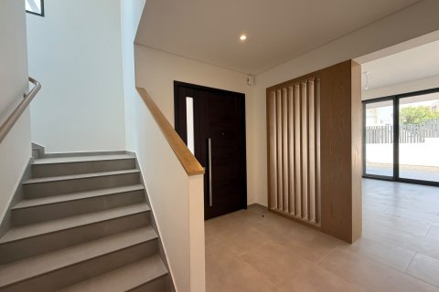 Villa in Jebel Ali, Dubai 5 bedrooms, 763.67 sq.m. № 134036 - photo 5