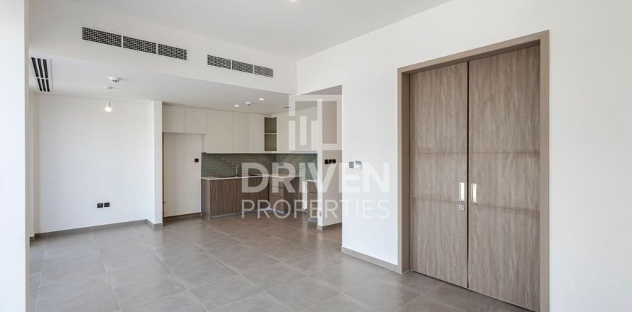 Adosado en The Valley, Dubai, 4 dormitorios, 259.85 m², № 136910