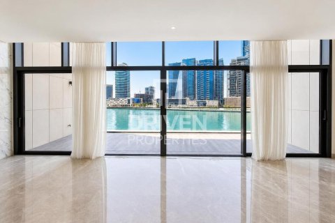 Appartement à Business Bay, Dubai, 2 chambres, 184.04 m², № 136902 - photo 2