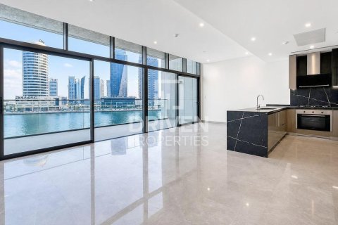 Appartement à Business Bay, Dubai, 2 chambres, 184.04 m², № 136902