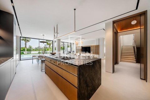 Villa in Jumeirah Golf Estates, Dubai 7 bedrooms, 876.91 sq.m. № 136905 - photo 6