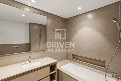 Apartment in Opera District, Downtown Dubai (Downtown Burj Dubai), Dubai 2 bedrooms, 114.92 sq.m. № 136901 - photo 14