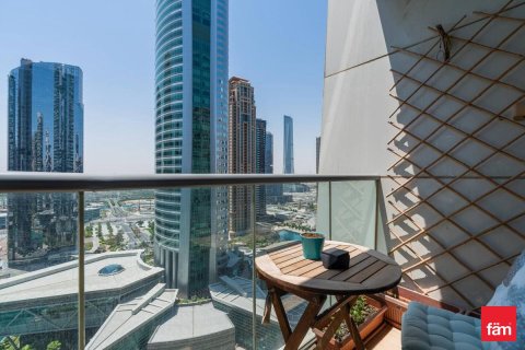 Appartement à Dubai, 1 chambre, 77.2 m², № 111273 - photo 2