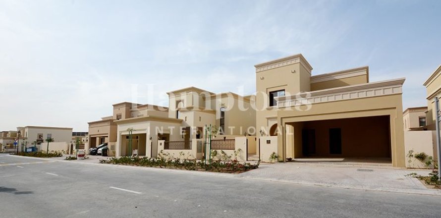 Villa à Bella Casa, Serena, Dubai, 5 chambres, 619.561 m², № 111213
