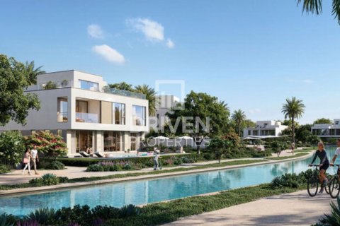 Villa à Dubai, 6 chambres, 1360.01 m², № 126417 - photo 8