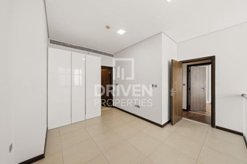 Apartment in DIFC, Dubai 2 bedrooms, 178.93 sq.m. № 126411 - photo 7
