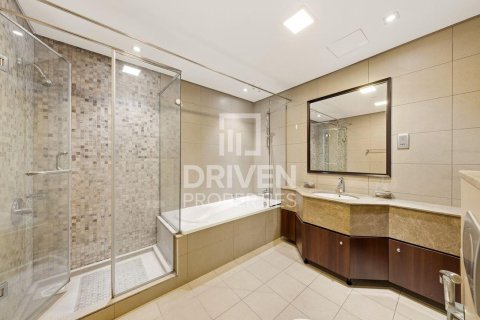 Apartment in DIFC, Dubai 2 bedrooms, 178.93 sq.m. № 126411 - photo 19
