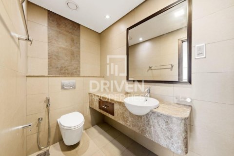 Apartment in DIFC, Dubai 2 bedrooms, 178.93 sq.m. № 126411 - photo 18