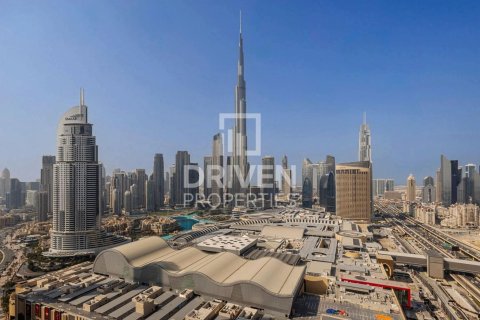 Apartment in Vida Residences Dubai Mall, Downtown Dubai (Downtown Burj Dubai), Dubai 2 bedrooms, 112.78 sq.m. № 126413