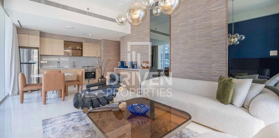 Apartment in EMAAR Beachfront, Dubai Harbour, Dubai 1 bedroom, 87.33 sq.m. № 126415