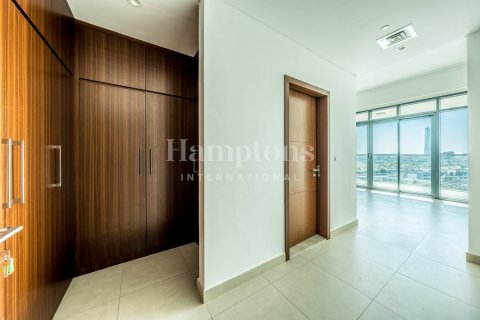 Снять в аренду квартиру в The Hills A, The Hills, Дубай: 3 спальни, 192.03050100м², № 63769 - фото 11