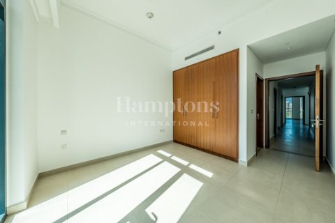 Снять в аренду квартиру в The Hills A, The Hills, Дубай: 3 спальни, 192.03050100м², № 63769 - фото 3