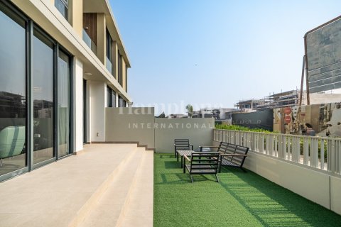 Снять в аренду виллу в Golf Grove, Дубай Хилс Эстейт, Дубай: 4 спальни, 309.83150500м², № 63762 - фото 7