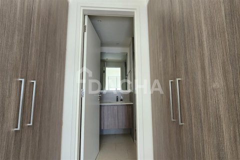 Снять в аренду квартиру в Дубай Хилс Эстейт, Дубай: 2 спальни, 92.3м², № 6493 - фото 17